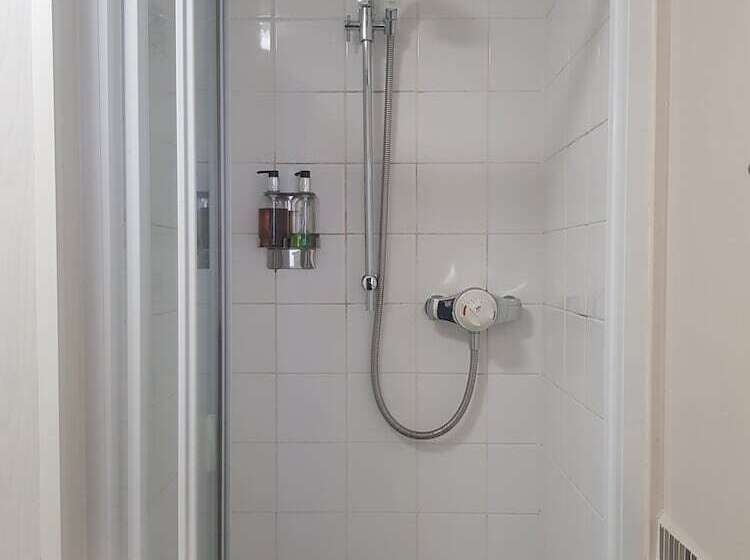 בית מלון כפרי Aberdeen House