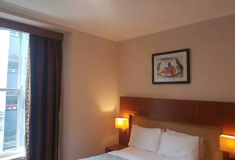 בית מלון כפרי Aberdeen House