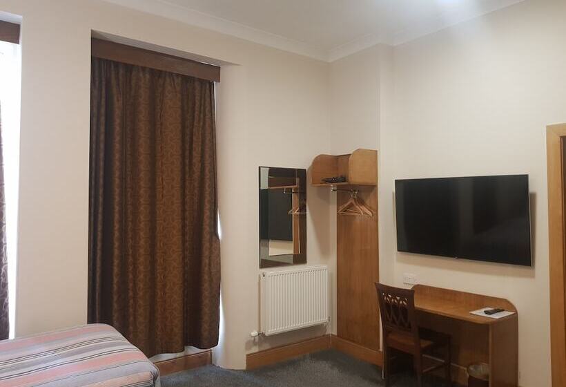 בית מלון כפרי Aberdeen House