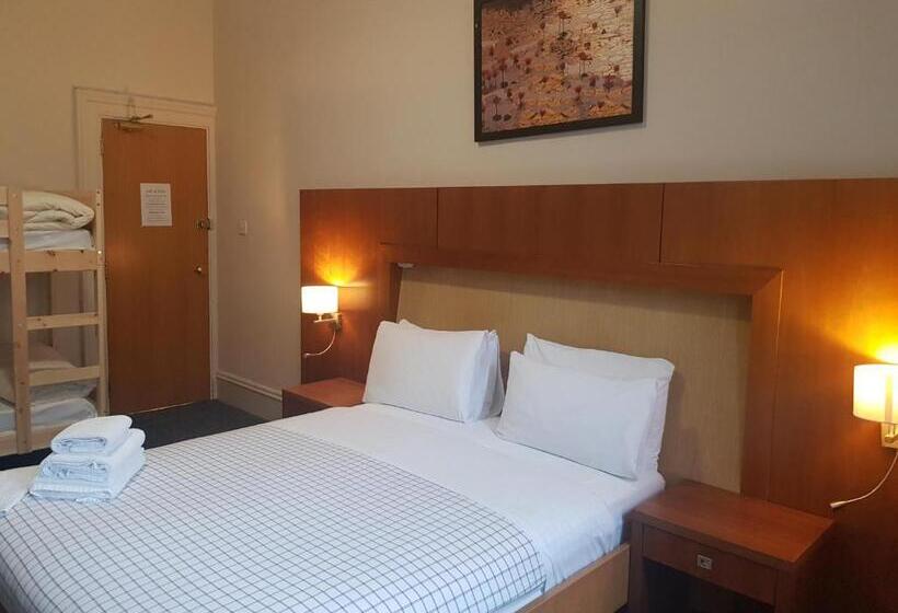 בית מלון כפרי Aberdeen House