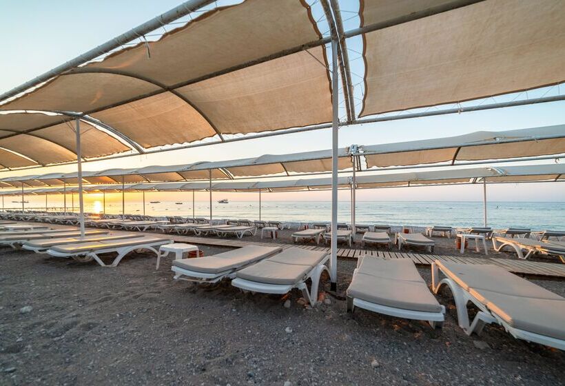 فندق Armas Kaplan Paradise