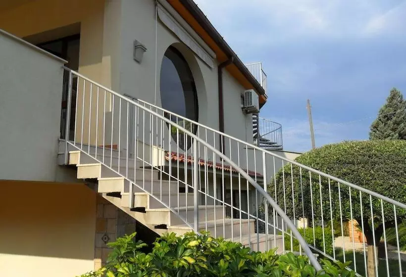 هتل B&b Il Mandorlo