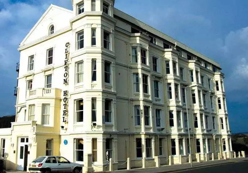 Отель Clifton