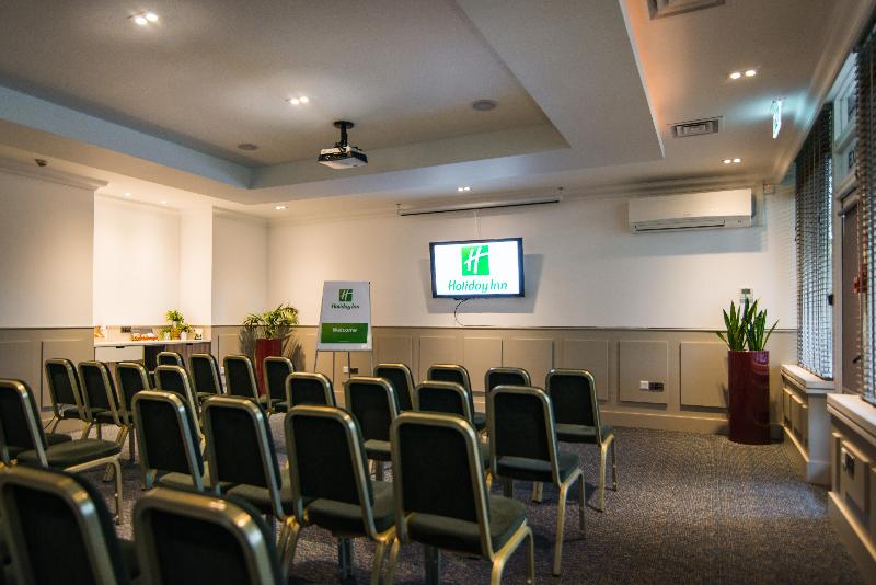 فندق Holiday Inn Stoke On Trent M6 Jct15, An Ihg