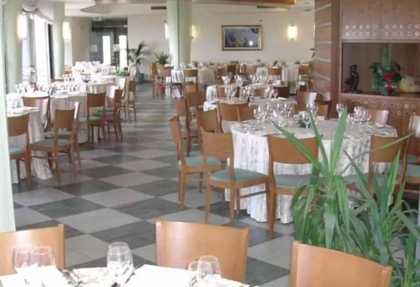 ホテル Il Castellaccio