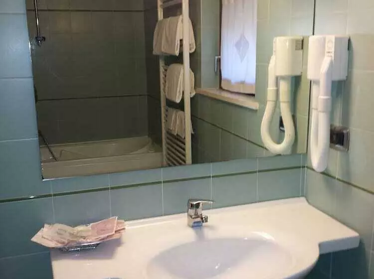 ホテル Il Castellaccio