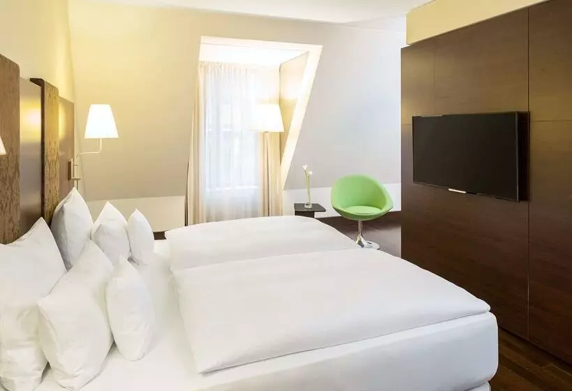 هتل NH Collection Dresden Altmarkt