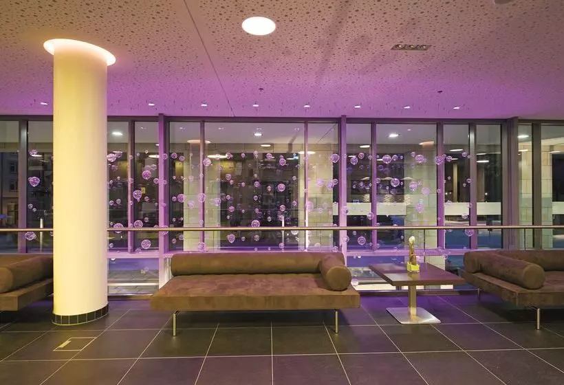 هتل NH Collection Dresden Altmarkt