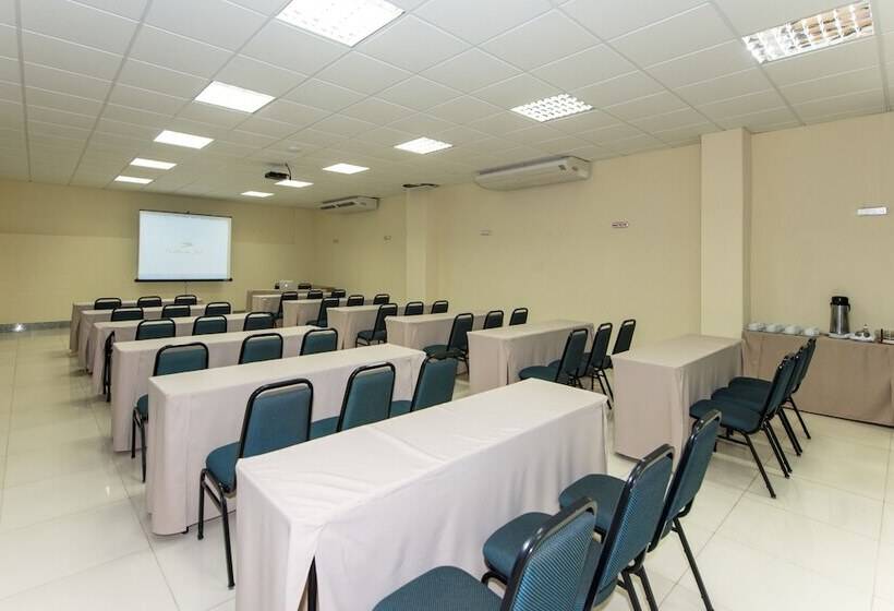 هتل Rede Andrade Comfort