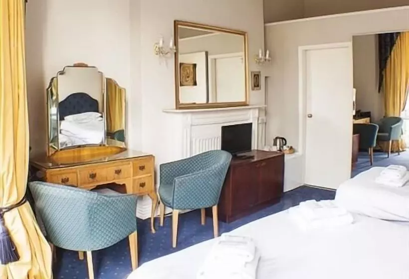 هتل The Queensbury