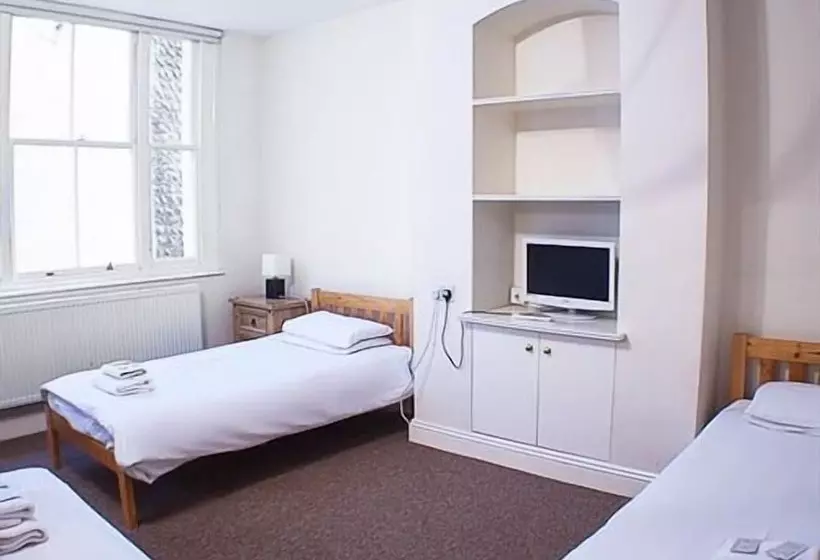 هتل The Queensbury