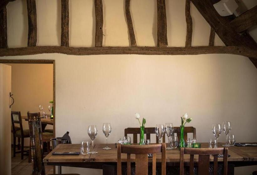 여관 The Royal Oak Tetbury