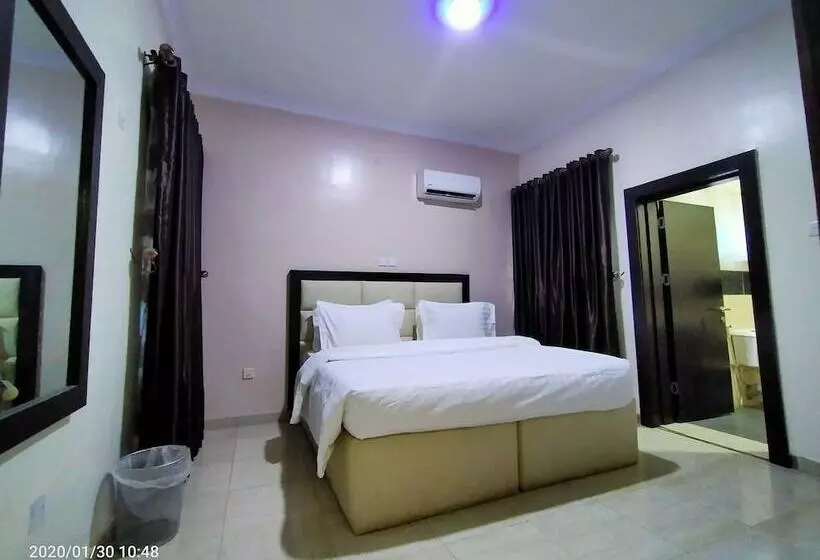 هتل Beckett Suites
