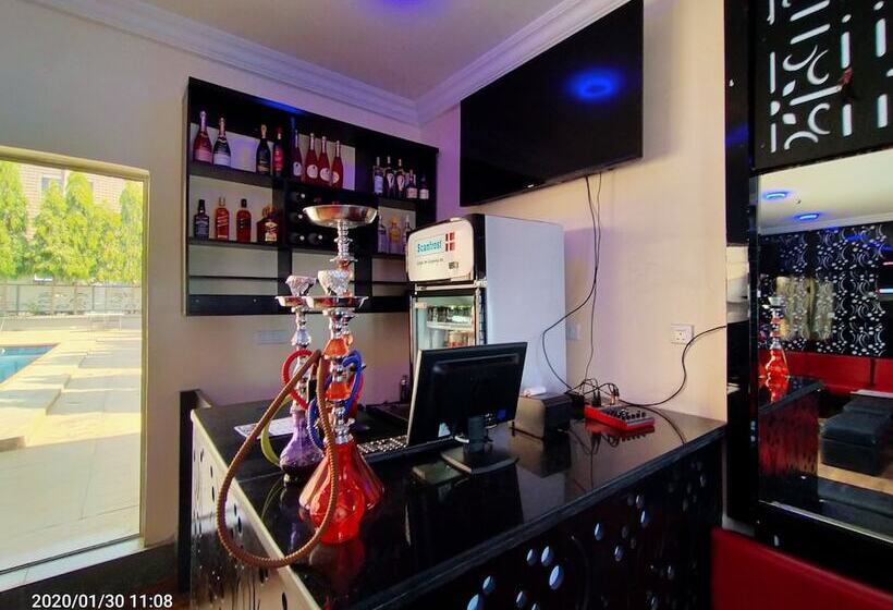 هتل Beckett Suites