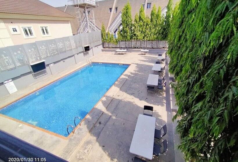 هتل Beckett Suites