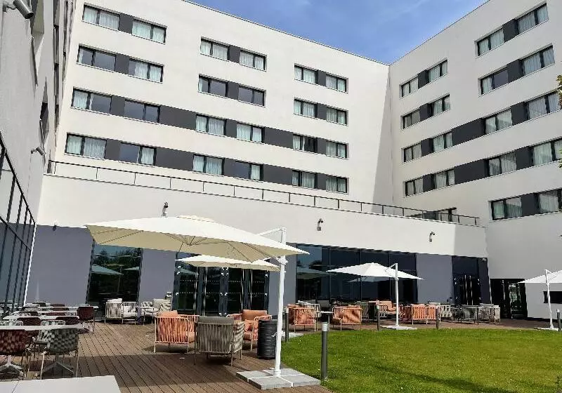 ホテル Holiday Inn Paris Cdg Airport An Ihg