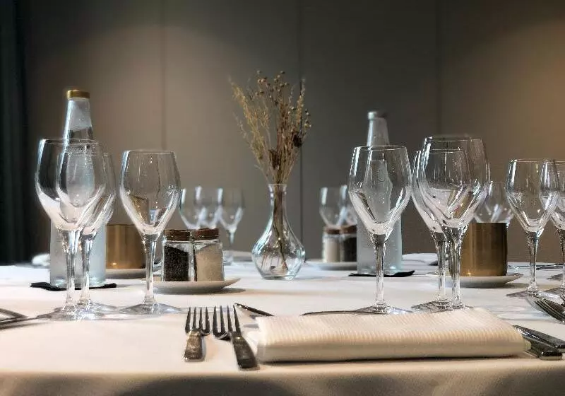 ホテル Holiday Inn Paris Cdg Airport An Ihg