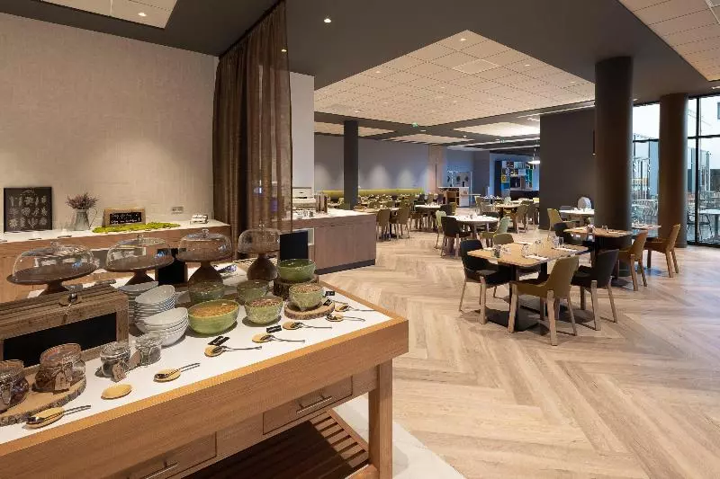 ホテル Holiday Inn Paris Cdg Airport An Ihg