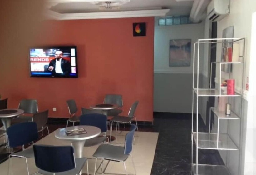 هتل Maria's Lodge