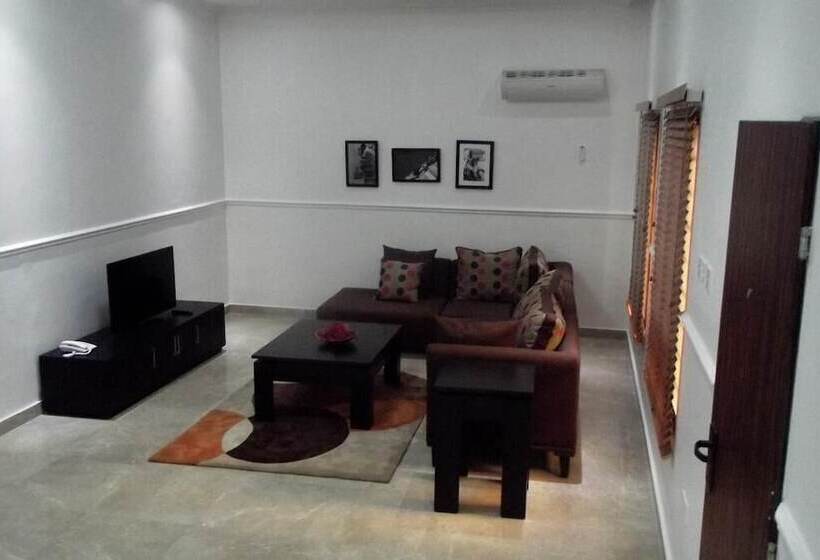 هتل Maria's Lodge