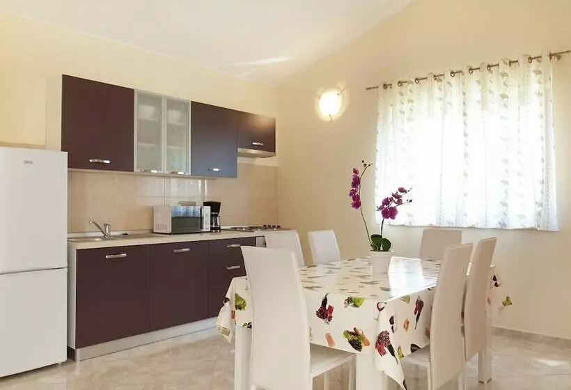 Ideal Destination For Summer Holiday In Countryside Near Sea