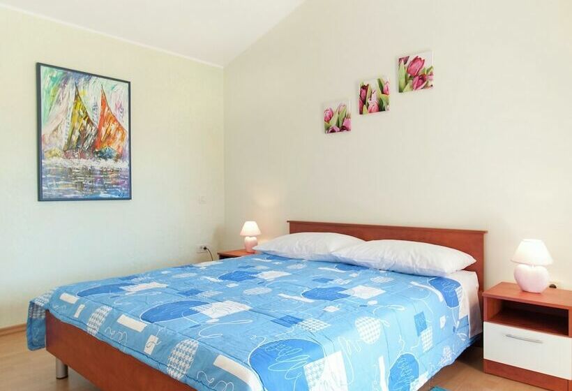 Ideal Destination For Summer Holiday In Countryside Near Sea