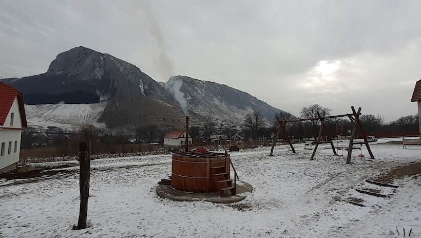 پانسیون Casa Kiraly Vendeghaz