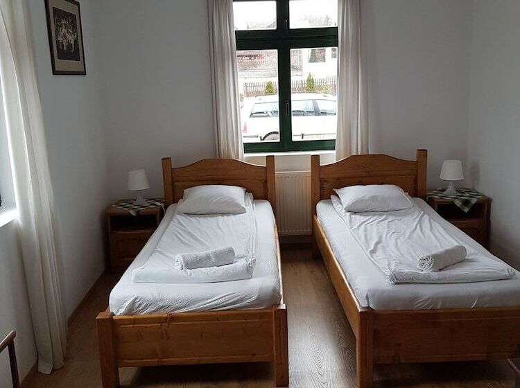 پانسیون Casa Kiraly Vendeghaz