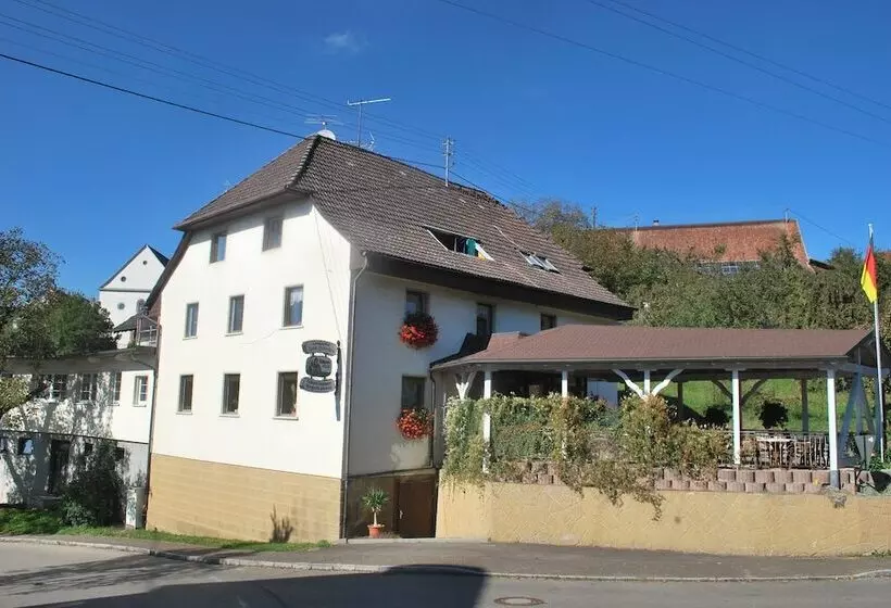 Majatalo Landgasthof Hirschen