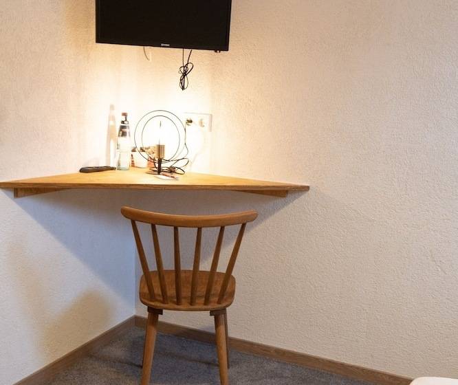 פנסיון Landgasthof Hirschen