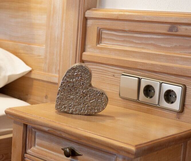 פנסיון Landgasthof Hirschen