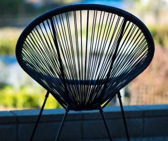 بنسيون Wilkes Way Villa