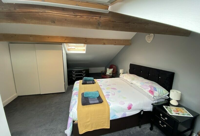 Remarkable 1bed Cottage In Mumbles Swansea