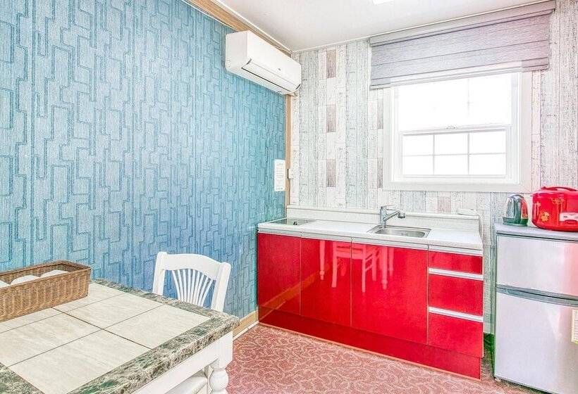 Youngheungdo Roma Spa Pension