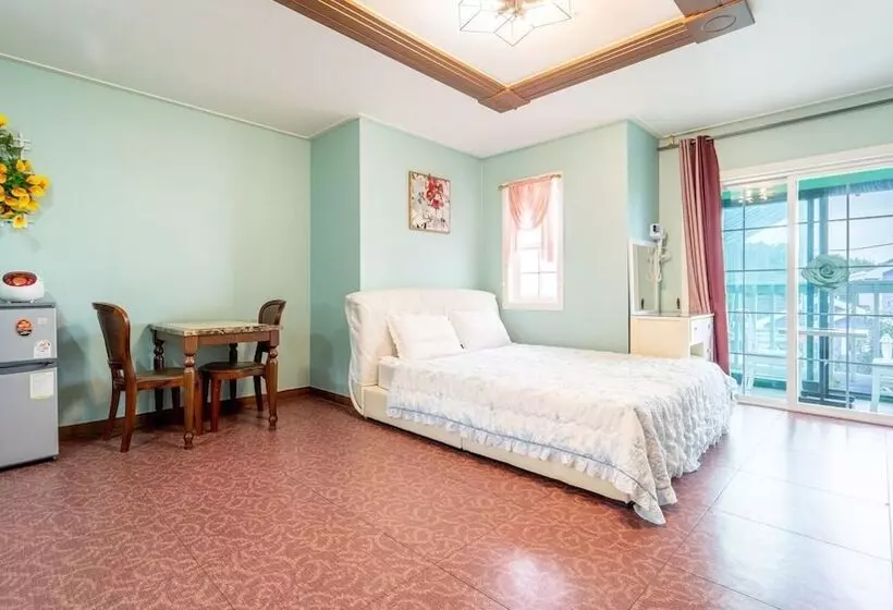 Youngheungdo Roma Spa Pension