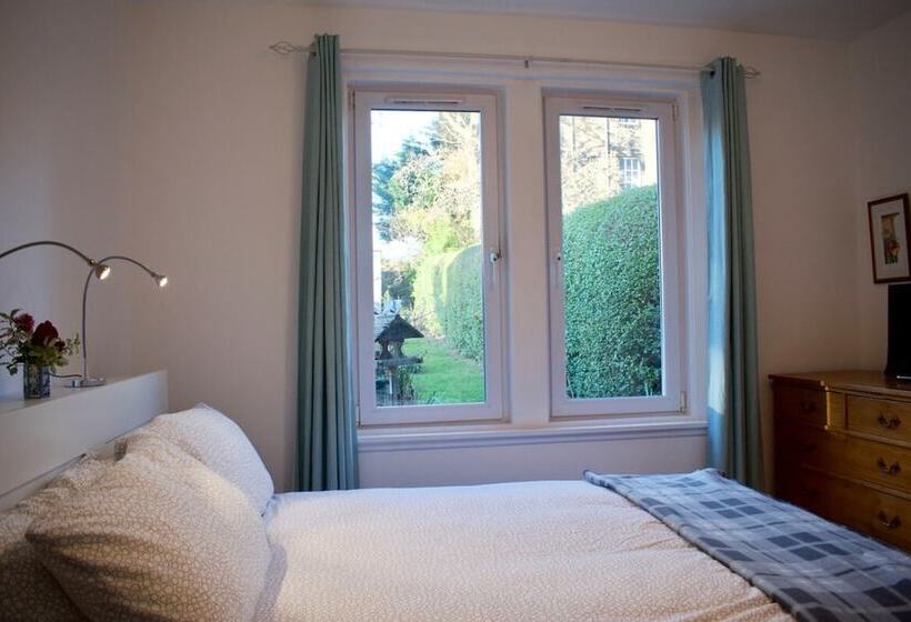 Cosy Home With Views Of Arthur S Seat