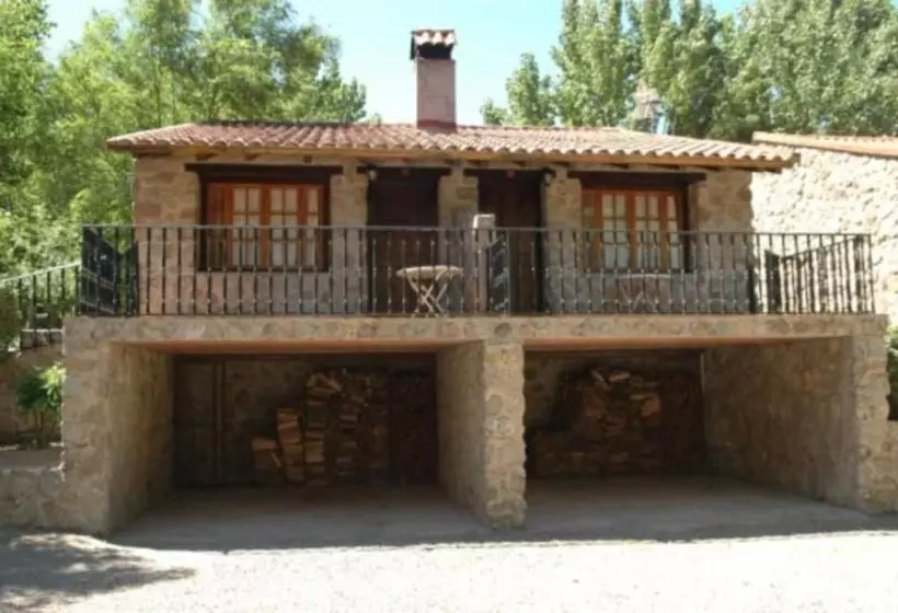 ホテル Camping Bungalows Rio Jerte