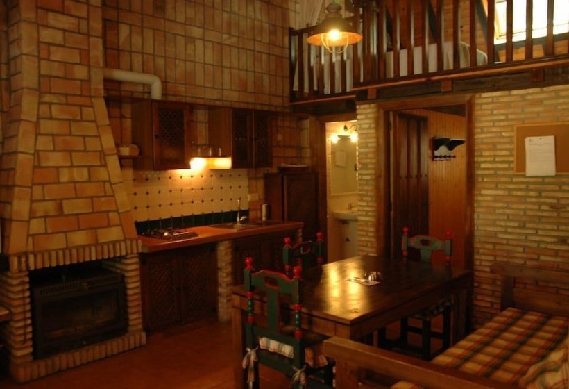 فندق Camping Bungalows Rio Jerte