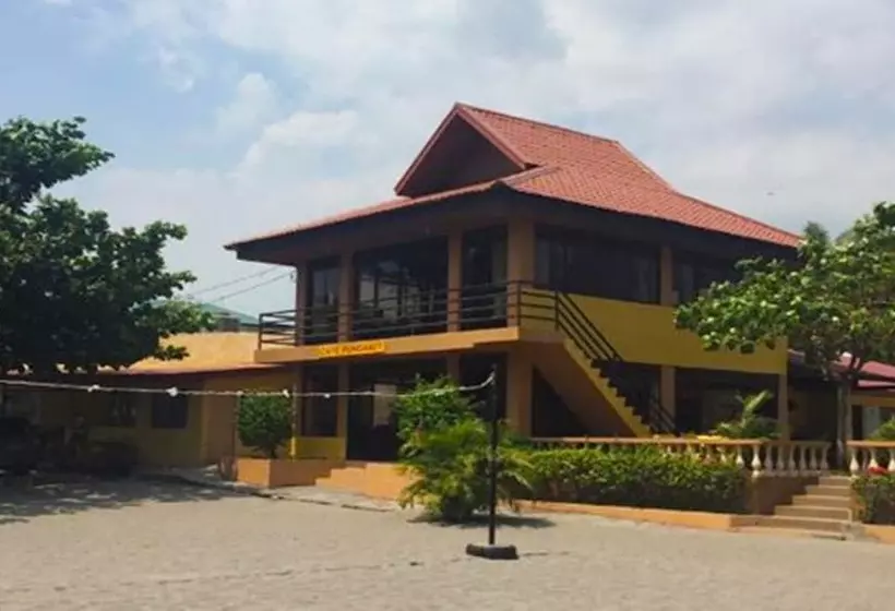 هتل Canoe Beach Resort