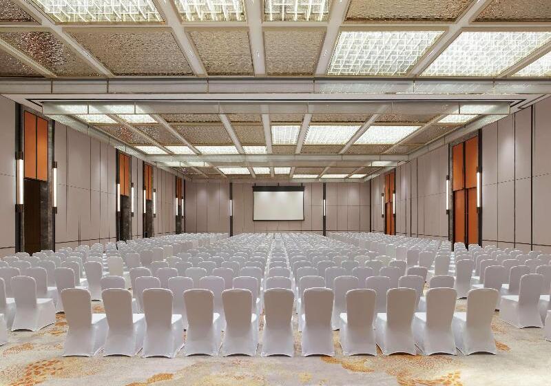 בית מלון כפרי Hilton Changsha Riverside