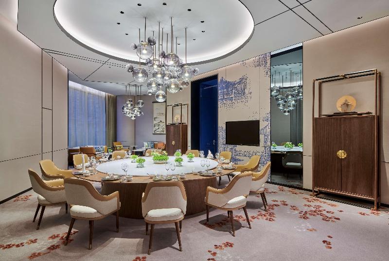 בית מלון כפרי Hilton Changsha Riverside