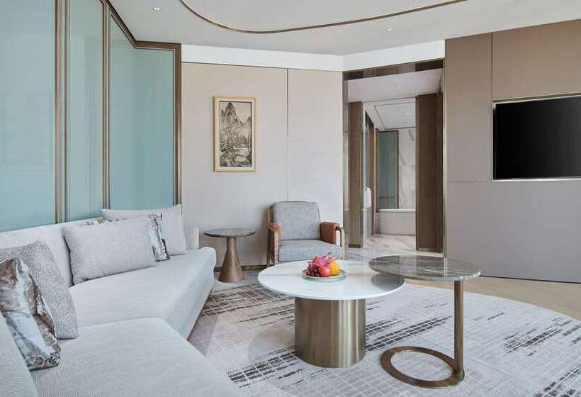 בית מלון כפרי Hilton Changsha Riverside