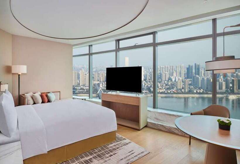 בית מלון כפרי Hilton Changsha Riverside