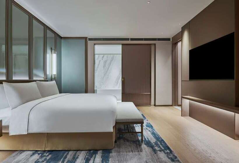 בית מלון כפרי Hilton Changsha Riverside