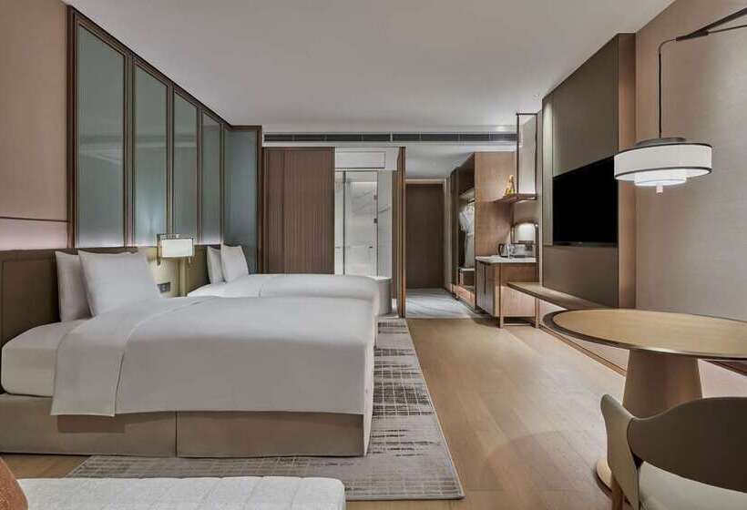 בית מלון כפרי Hilton Changsha Riverside