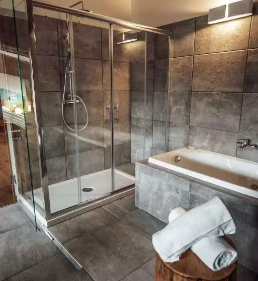 Aamiaismajoitus (B&B) Chalet Lago