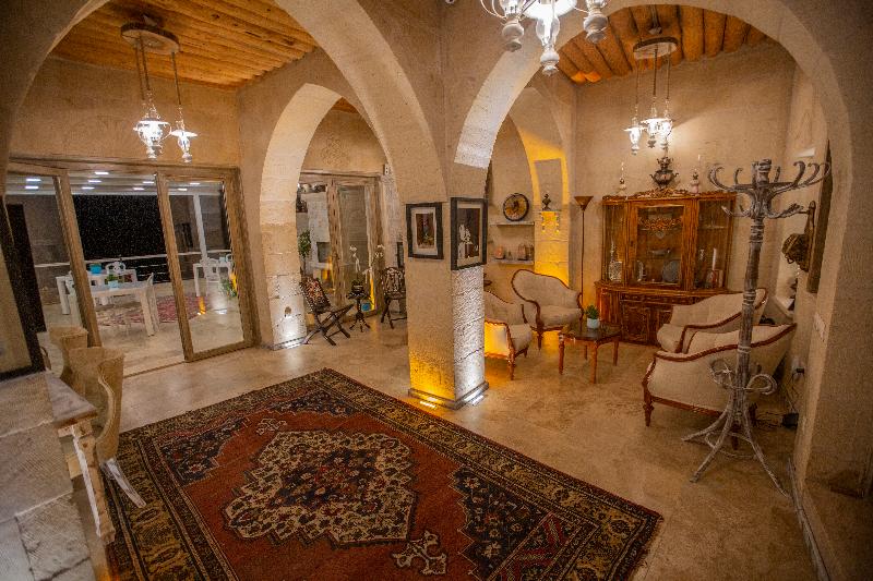 בית מלון כפרי Karlık Cave Suite Cappadocia