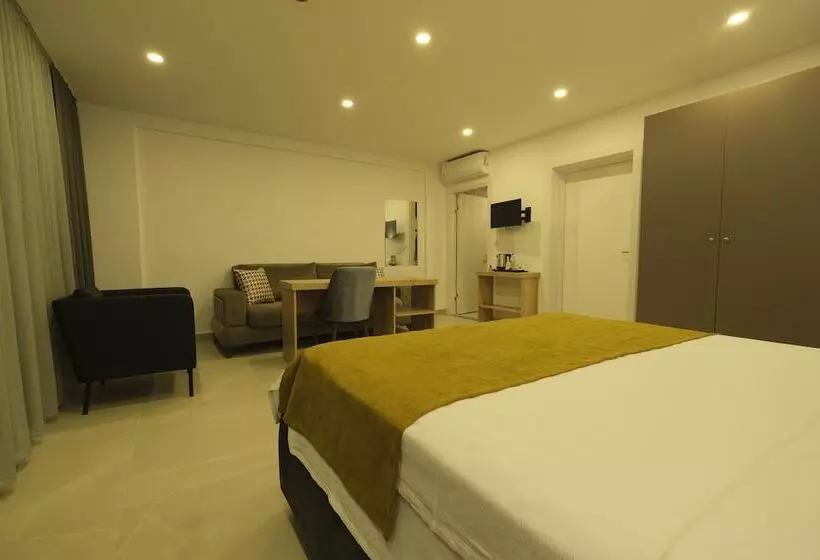 Hotel Tut