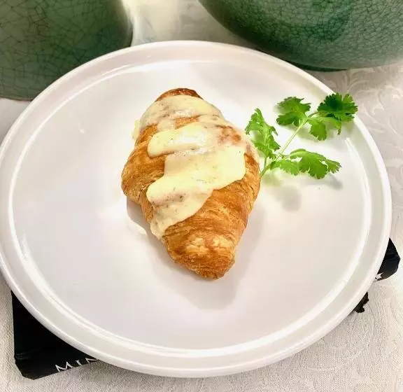 Plantation House Bed & Breakfast