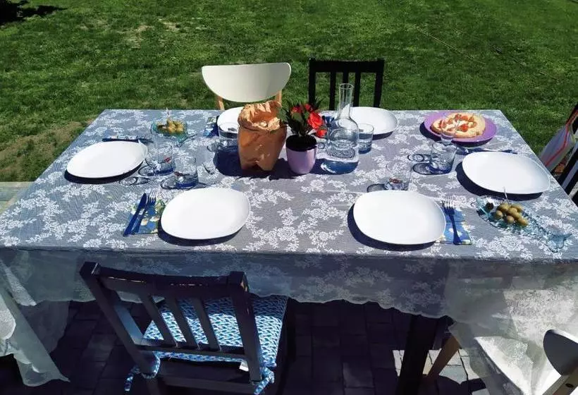 ベッドアンドブレックファースト Peonia